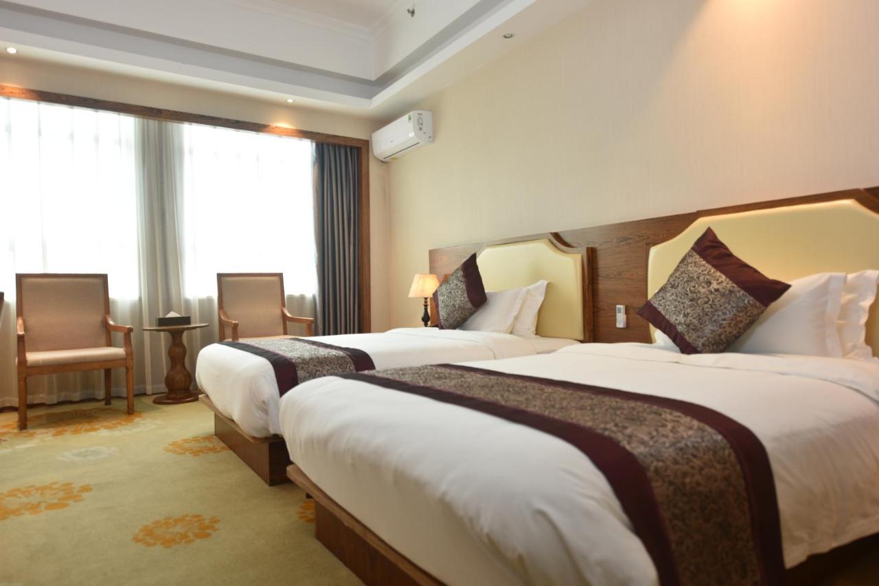 Hong Van Grand Hotel Mong Cai Exterior photo